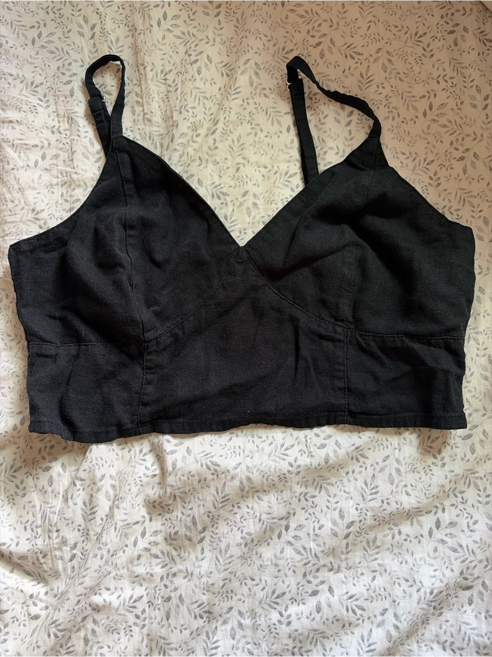 Universal Thread Black linen V-Neck Cropped Camisole